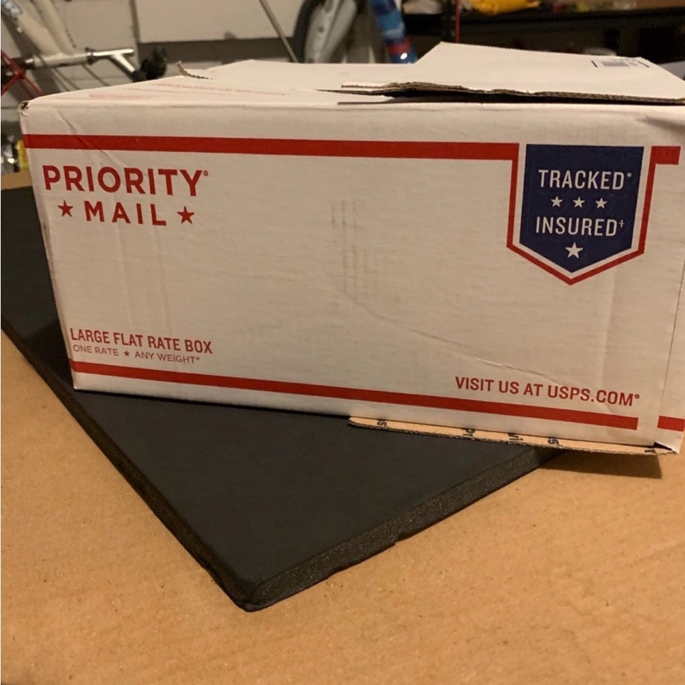 USPS Priority Mail Shipping Box